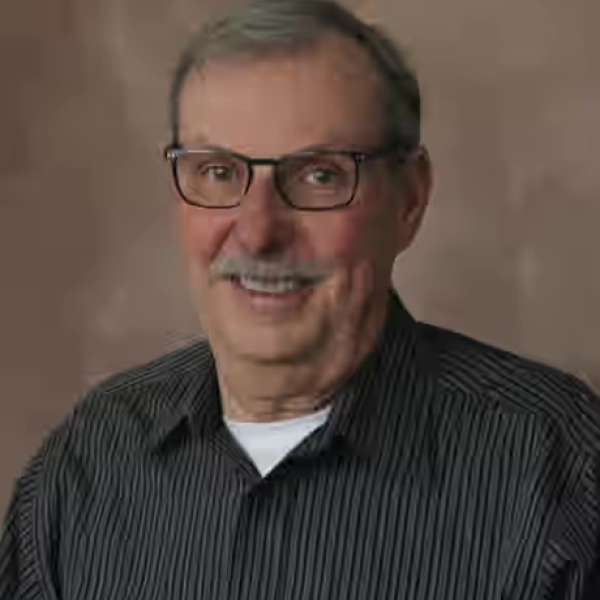 Photo of John Welling